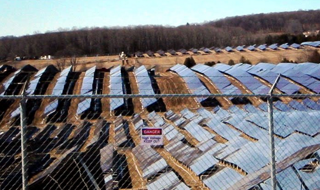 a-large-solar-farm_